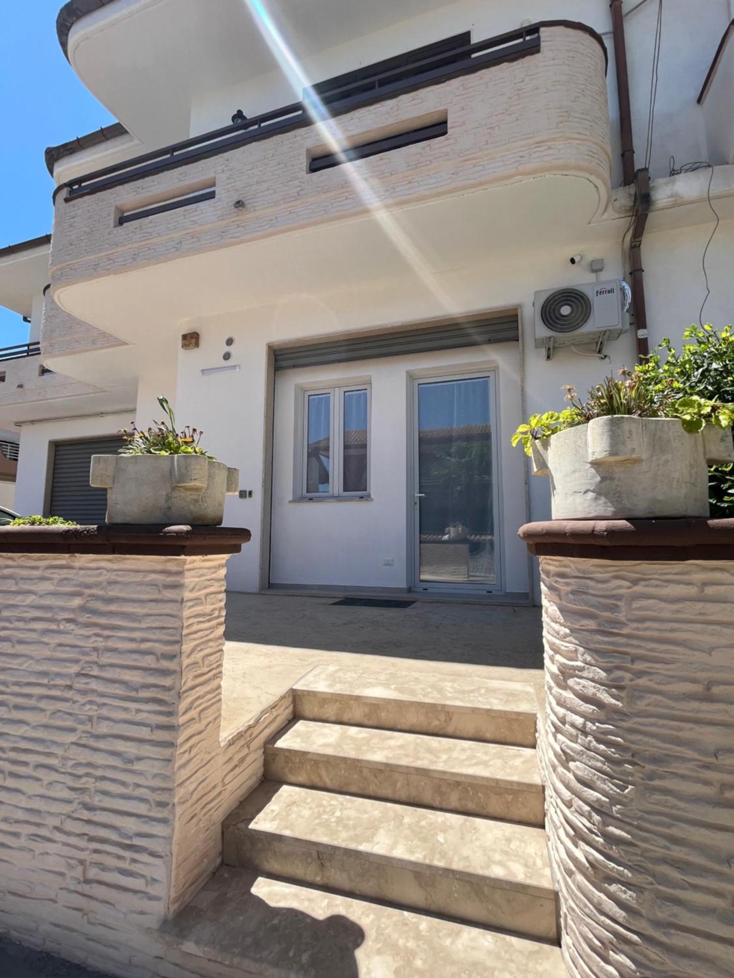 Case Vacanze Lulu Secli Exterior photo